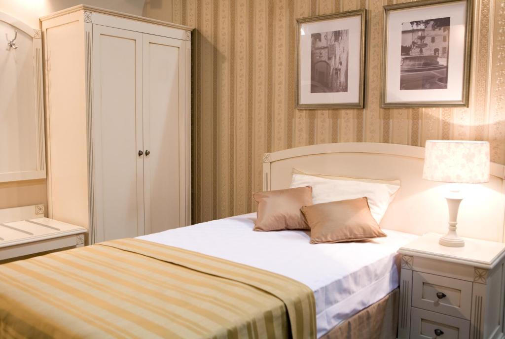 Hotel Kasyno 亚罗钦 客房 照片